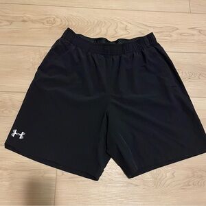 Under Armour Storm Vortex athletic training shorts, men’s large black